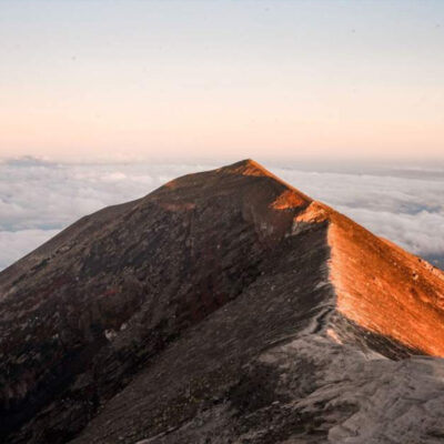 Jalur Pendakian Gunung Agung