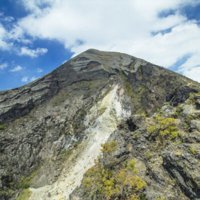 Jalur Pendakian Gunung Inerie Flores