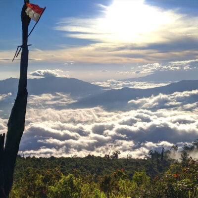 Jalur Pendakian Gunung Seminung