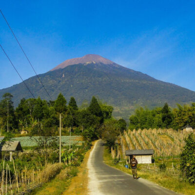 Jalur Pendakian Gunung Slamet