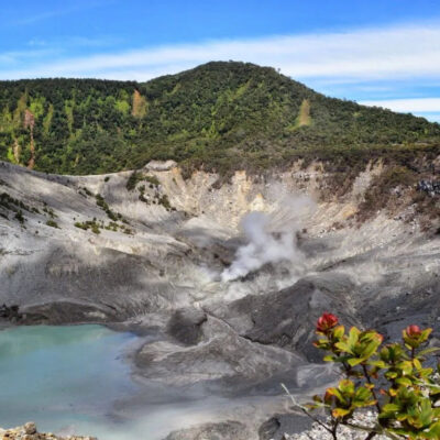 Jalur Pendakian Gunung Tangkuban Perahu