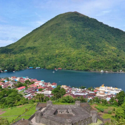 Jalur Pendakian Gunung Api Banda