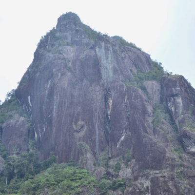 Jalur Pendakian Gunung Bungkuk