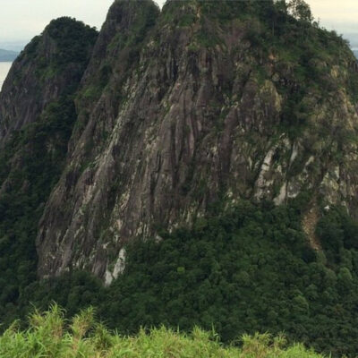 Jalur Pendakian Gunung Bungkuk